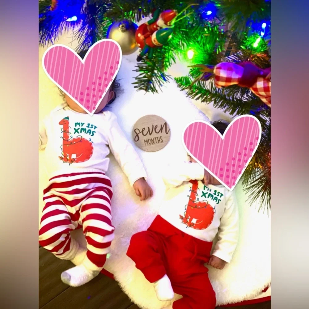 Old Navy My First Christmas Long Sleeve Bodysuit‎ DINO/onesie. Christmas/…